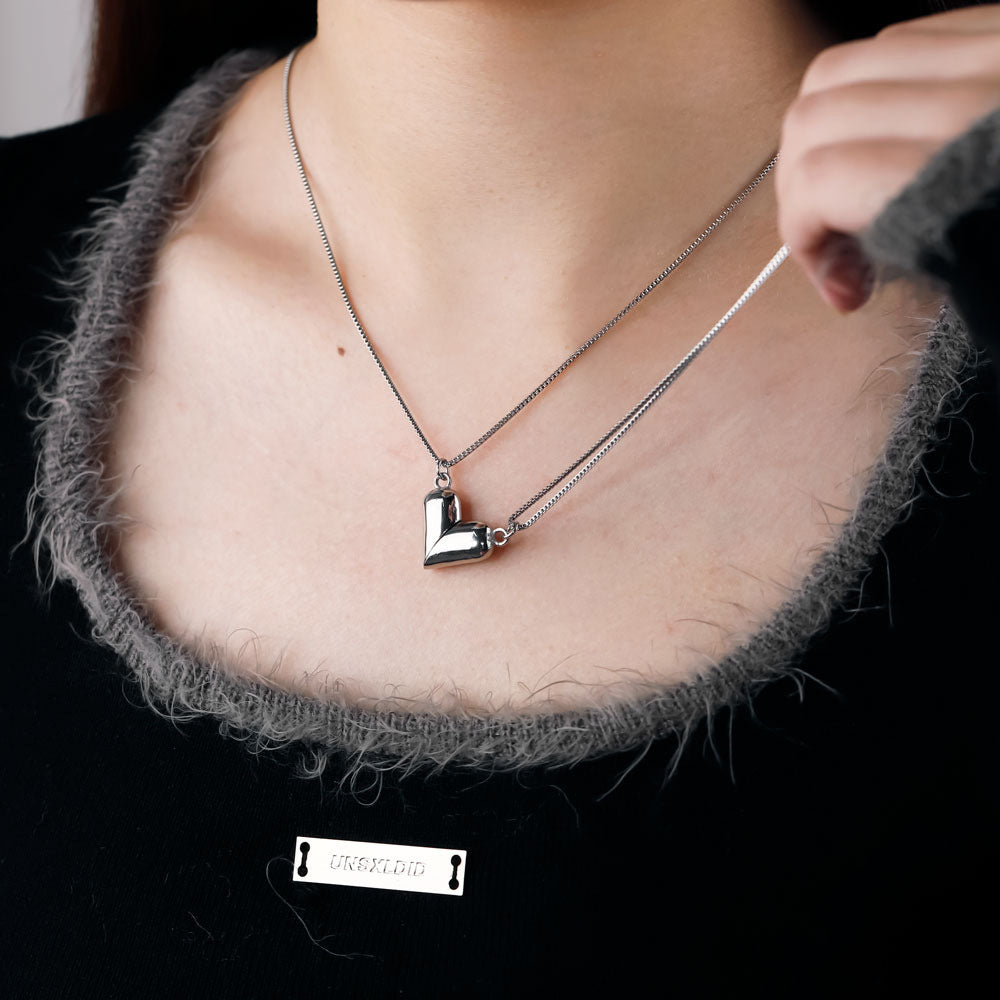 Love magnetic heart couple necklace – matching pendant jewelry gift for couples