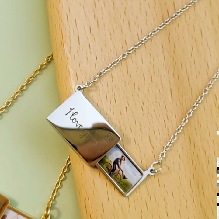 European American pull-out photo box pendant necklace stainless steel