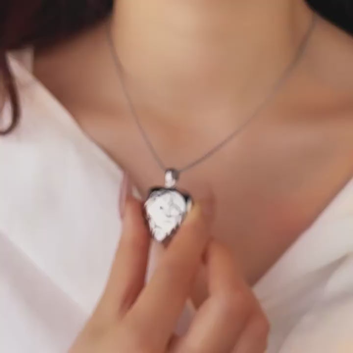 Custom bear hug heart necklace with color photo print