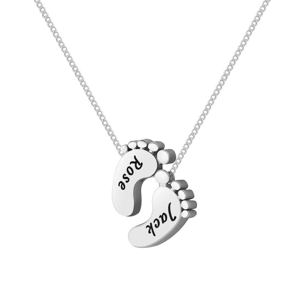 Gold lettering small thick foot necklace silver clavicle necklace can be engraved content: Valentine's Day girlfriend pendant