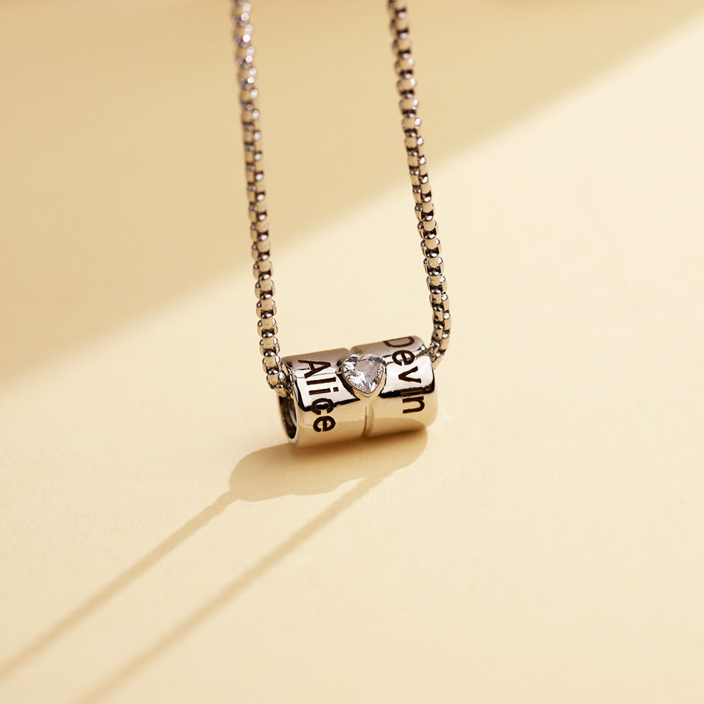 European and American  non-fading copper material, fashionable temperament, versatile women's necklace, engraved name pendant