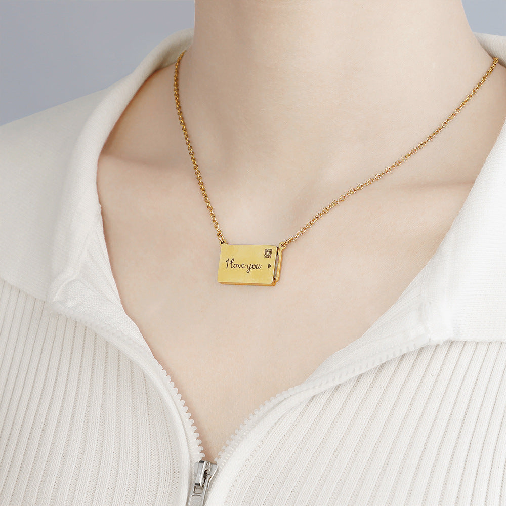 European and American  creative pull-out photo box pendant necklace, holiday birthday gifts, stainless steel engravable clavicle chain