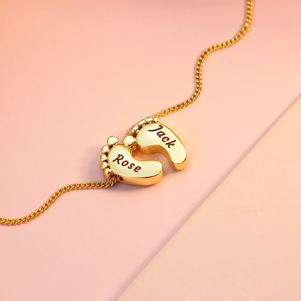 Gold lettering small thick foot necklace silver clavicle necklace can be engraved content: Valentine's Day girlfriend pendant