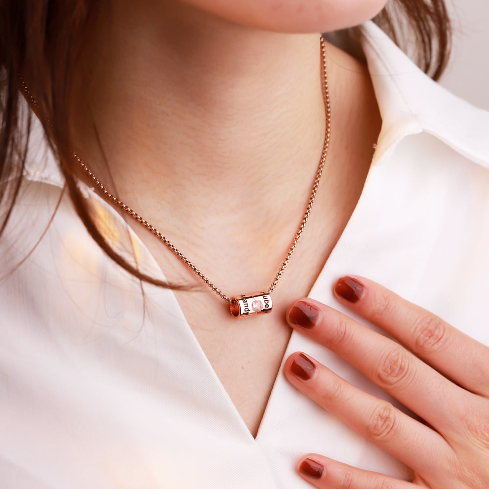 European and American  non-fading copper material, fashionable temperament, versatile women's necklace, engraved name pendant