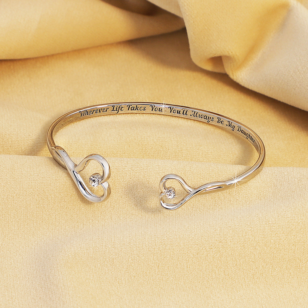 European and American bracelets with simple engravings and diamonds on both ends, hollow peach heart open bracelets that do not fade, bracelets for women, hand jewelry